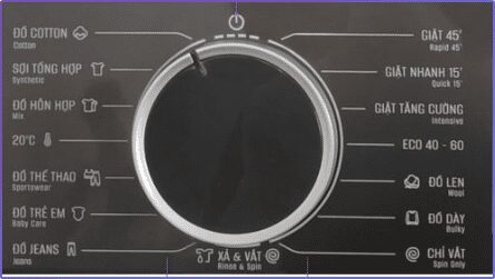 Xoay núm để chọn chương trình giặt 