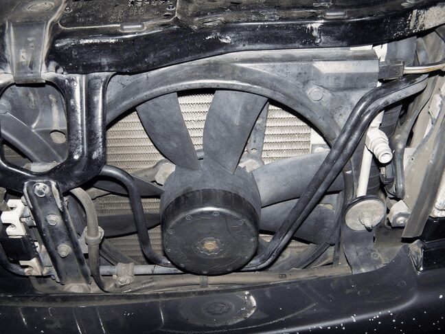 Động cơ quạt gặp sự cố 